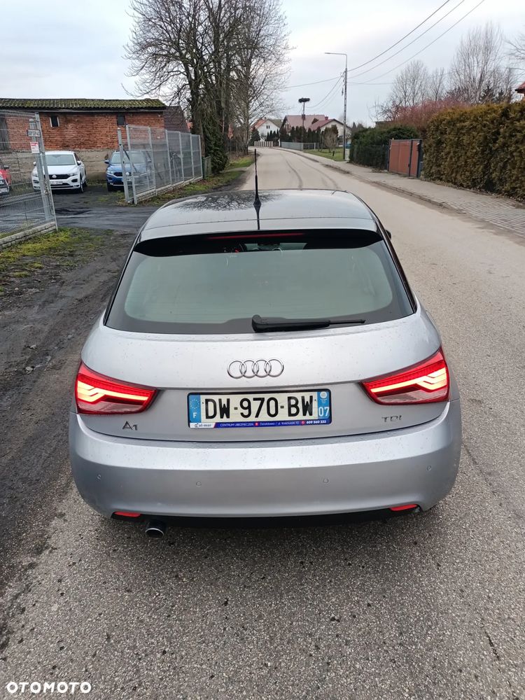 Audi A1 Sportback 1.6 TDI design - 13