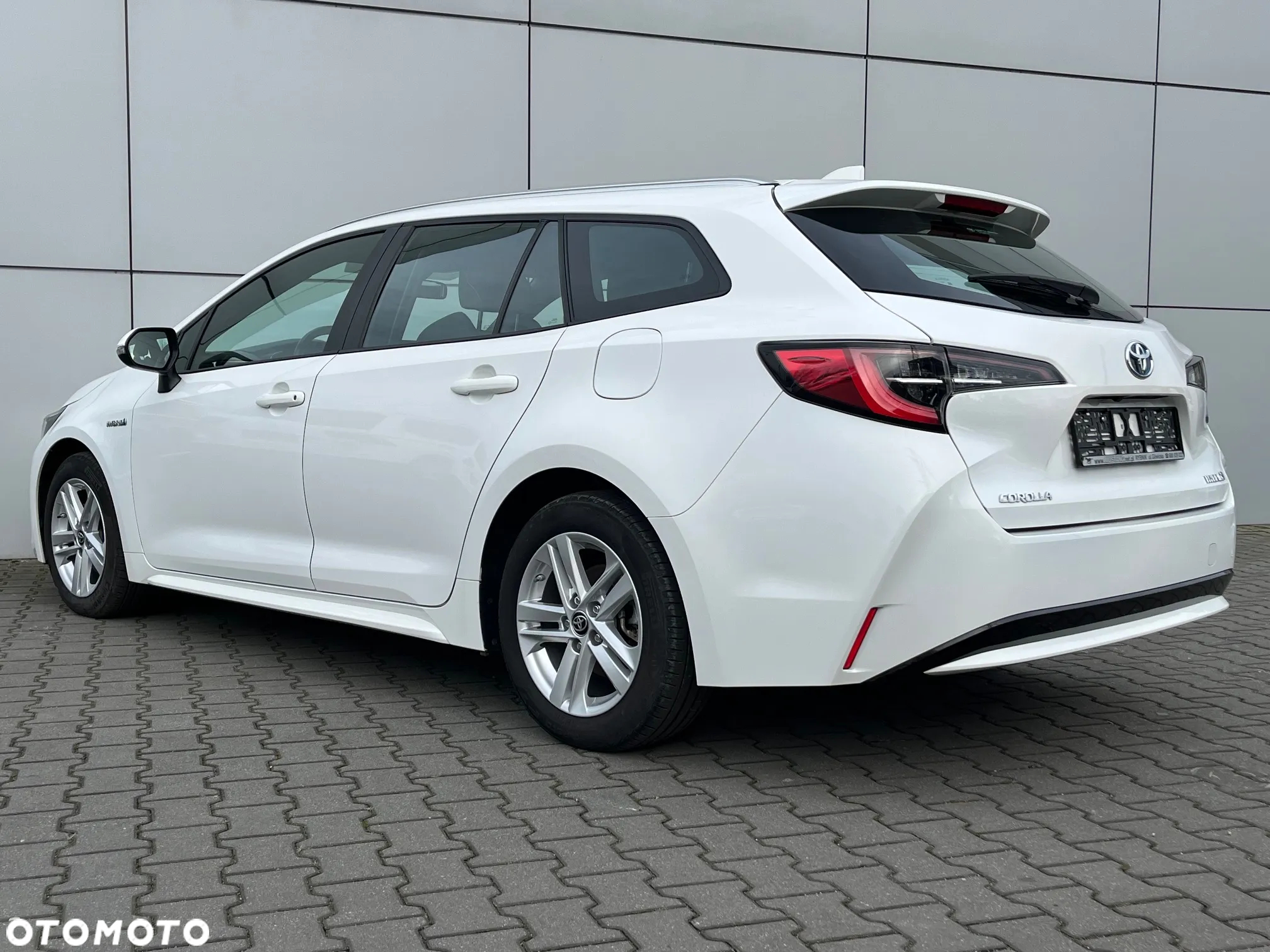 Toyota Corolla 1.8 Hybrid Comfort - 11