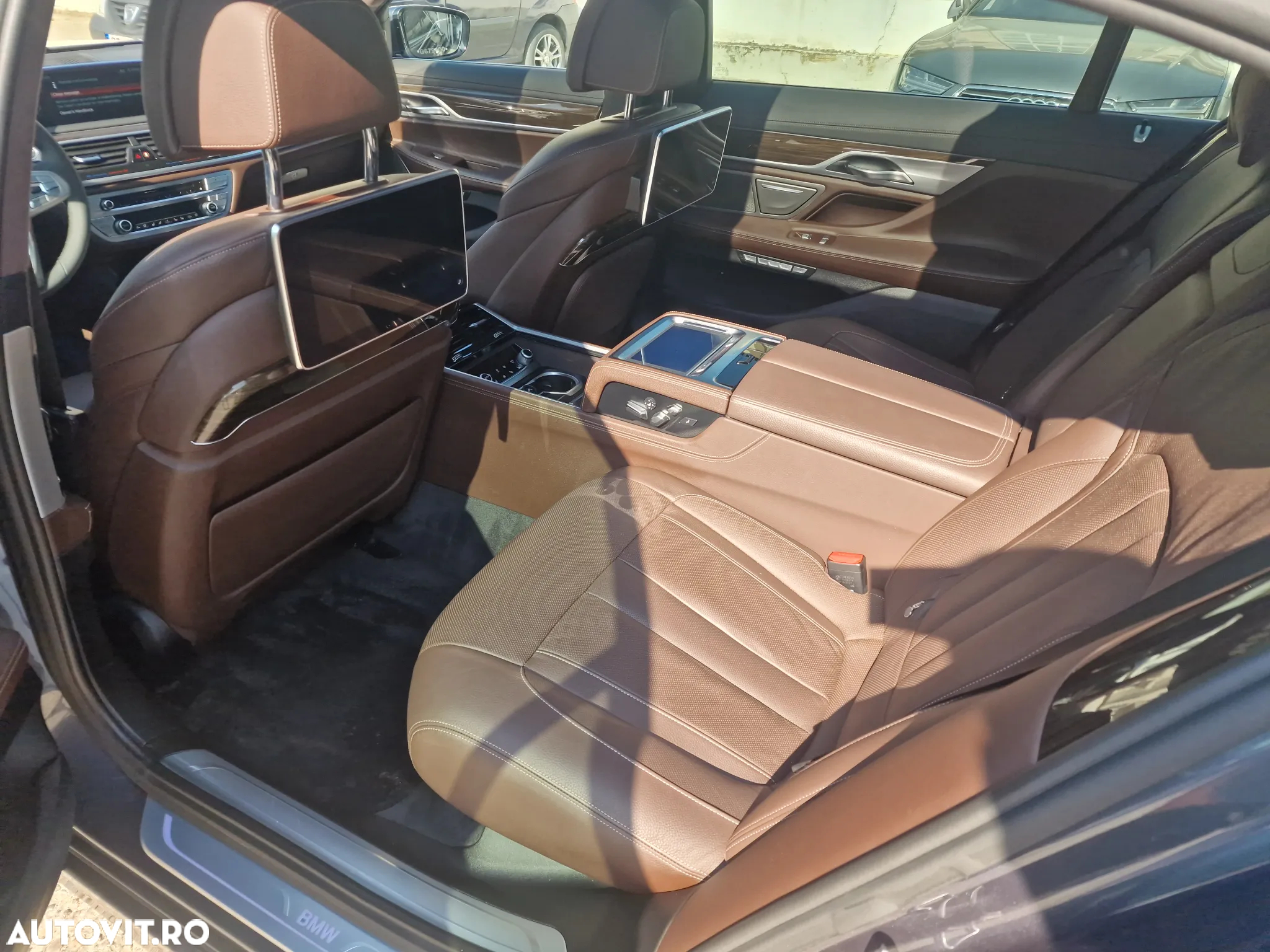 BMW Seria 7 730Ld xDrive - 16