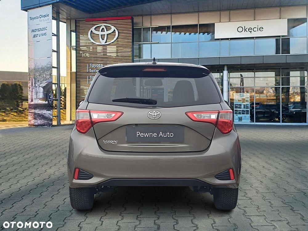 Toyota Yaris 1.5 Selection - 4