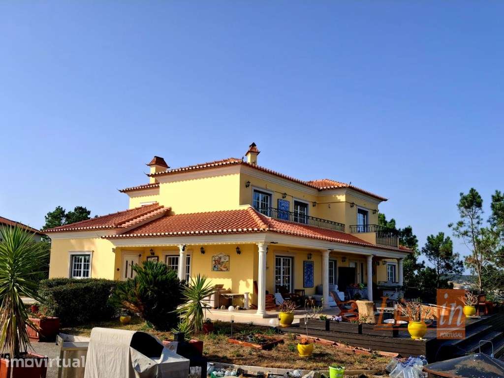 Propriedade Única com 8840m2 com Potencial Infinito de Investimento... - Grande imagem: 2/25