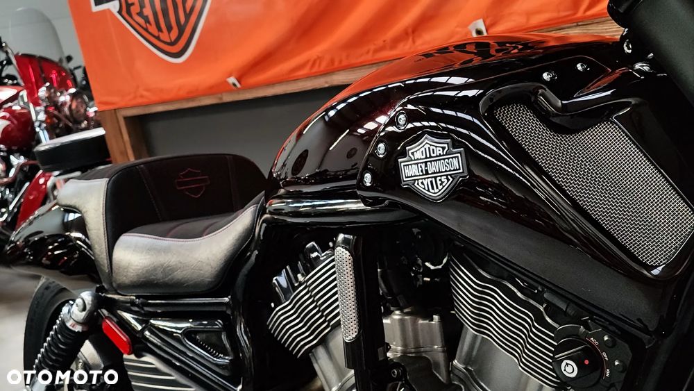 Harley-Davidson V-Rod Muscle - 18