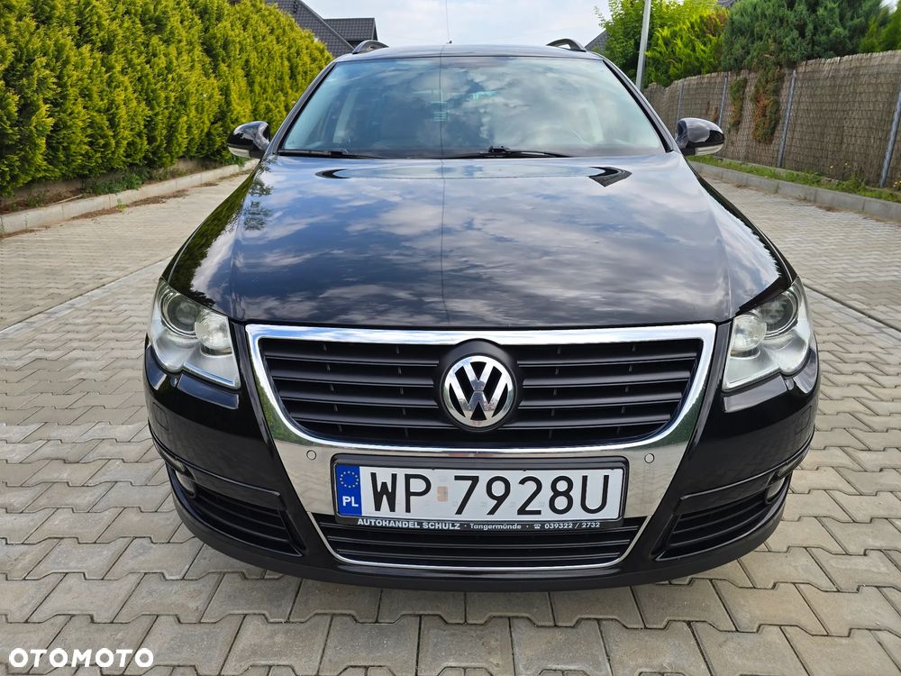 Volkswagen Passat 2.0 TDI DPF BlueMotion Technology Sportline - 3