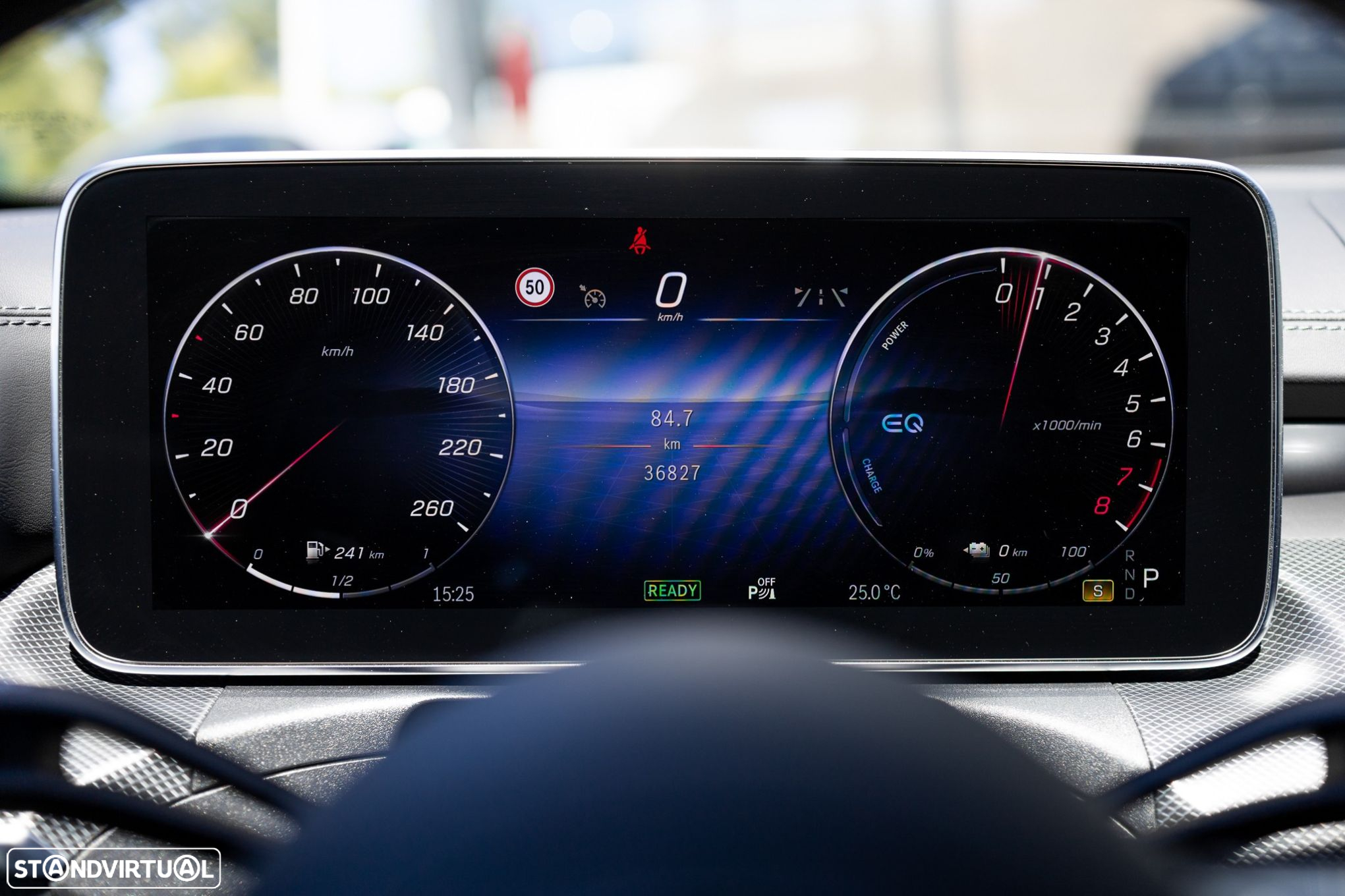 Mercedes-Benz C 300 e AMG Line - 24