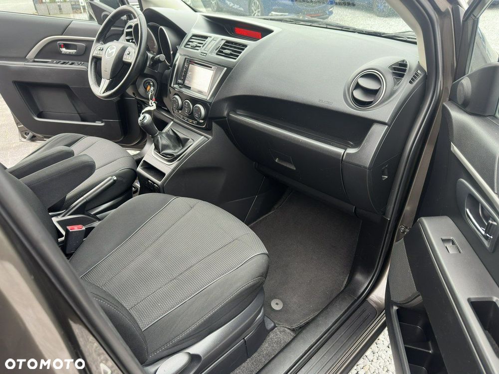 Mazda 5 - 12