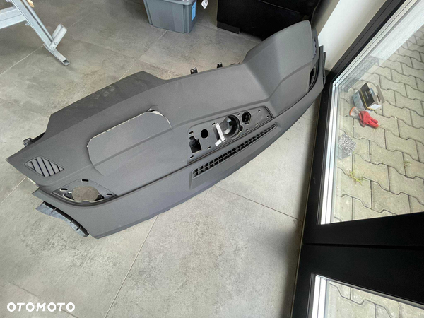 Deska rozdzielcza do regeneracji Audi  Q5 80A 80B SPORTBACK