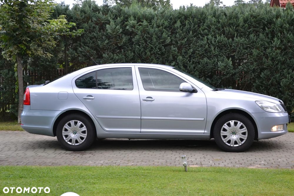 Skoda Octavia 1.8 T FSI Ambiente - 2