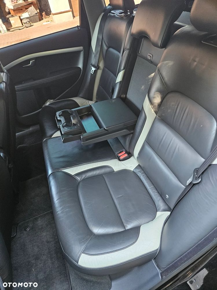 Volvo V70 2.0T R-Design - 14