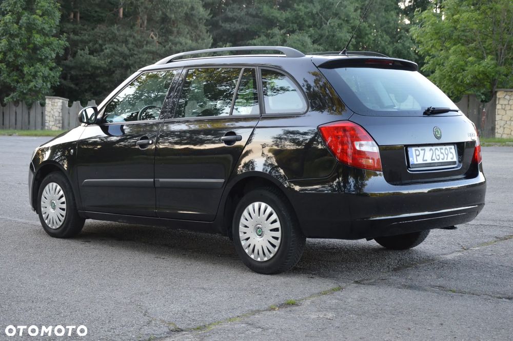 Skoda Fabia 1.4 16V Comfort - 4