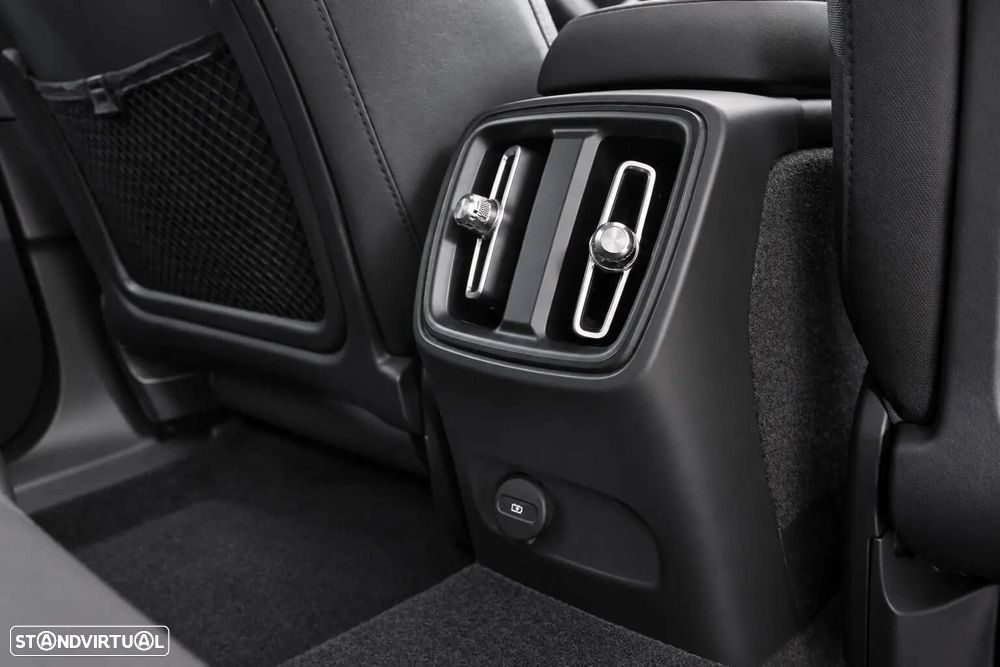 Volvo XC 40 - 12