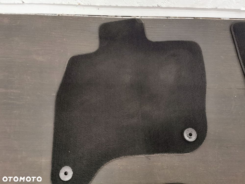 vw e-golf golf vii 7 oryginalne welurowe ddywaniki do elektryka - 2