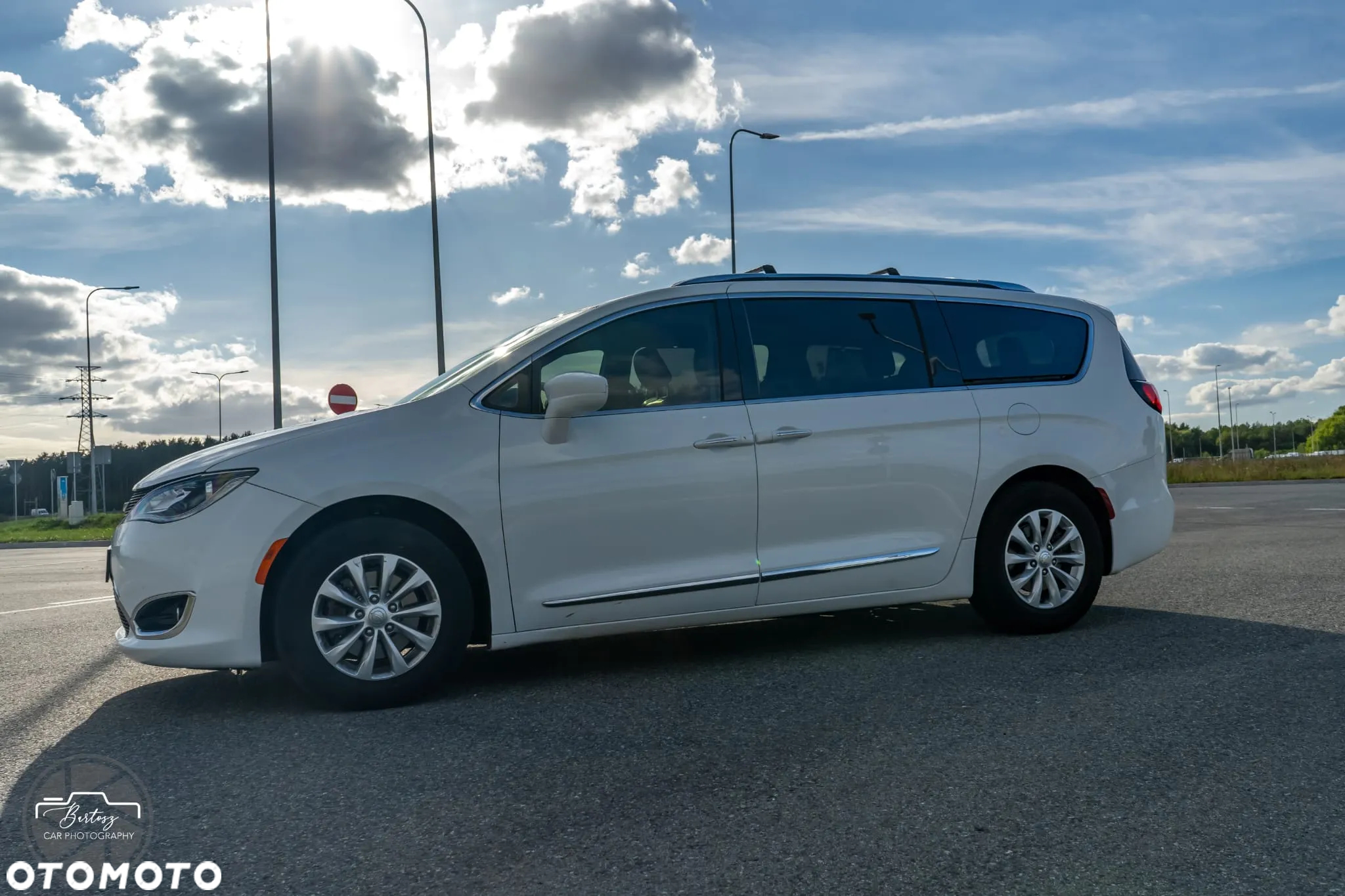 Chrysler Pacifica - 8