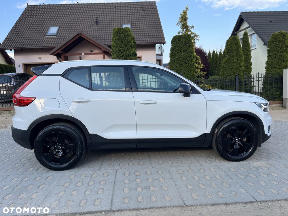 Volvo XC 40 T3 Momentum Pro - 28
