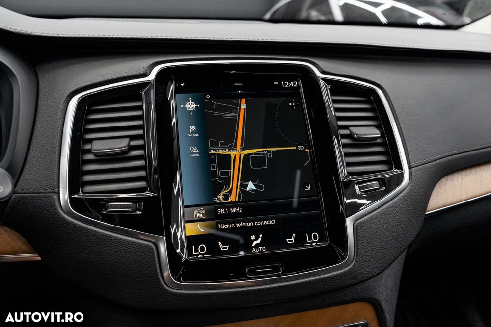 Volvo XC 90 B5 MHEV AWD 7 locuri Momentum Pro - 38