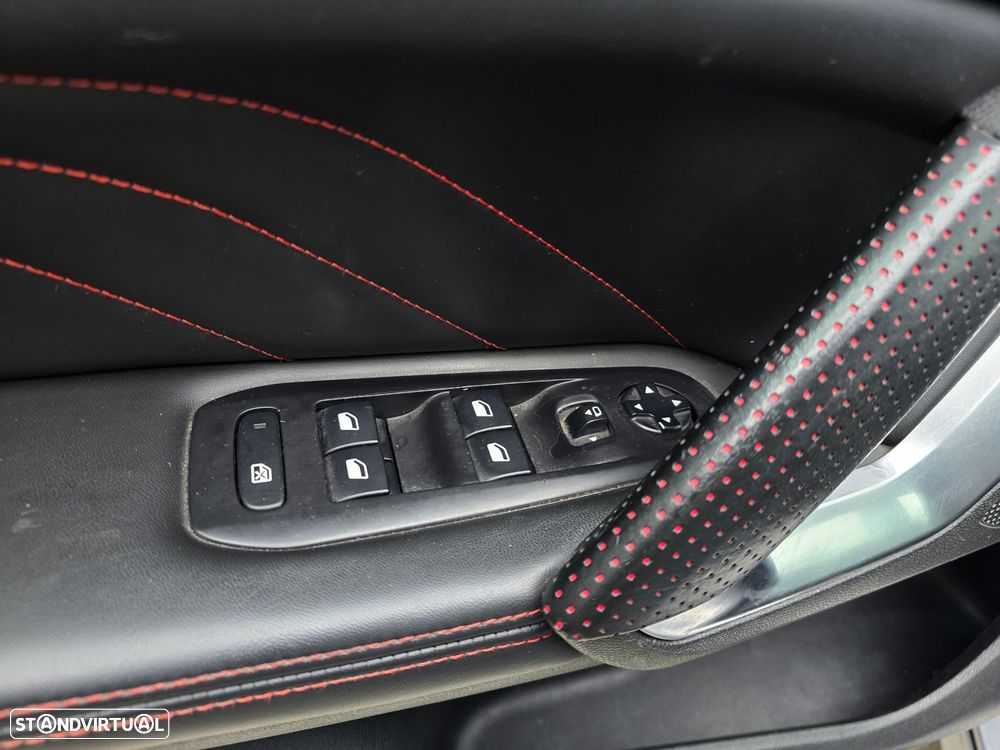 Peugeot 308 1.6 BlueHDi GT Line - 26