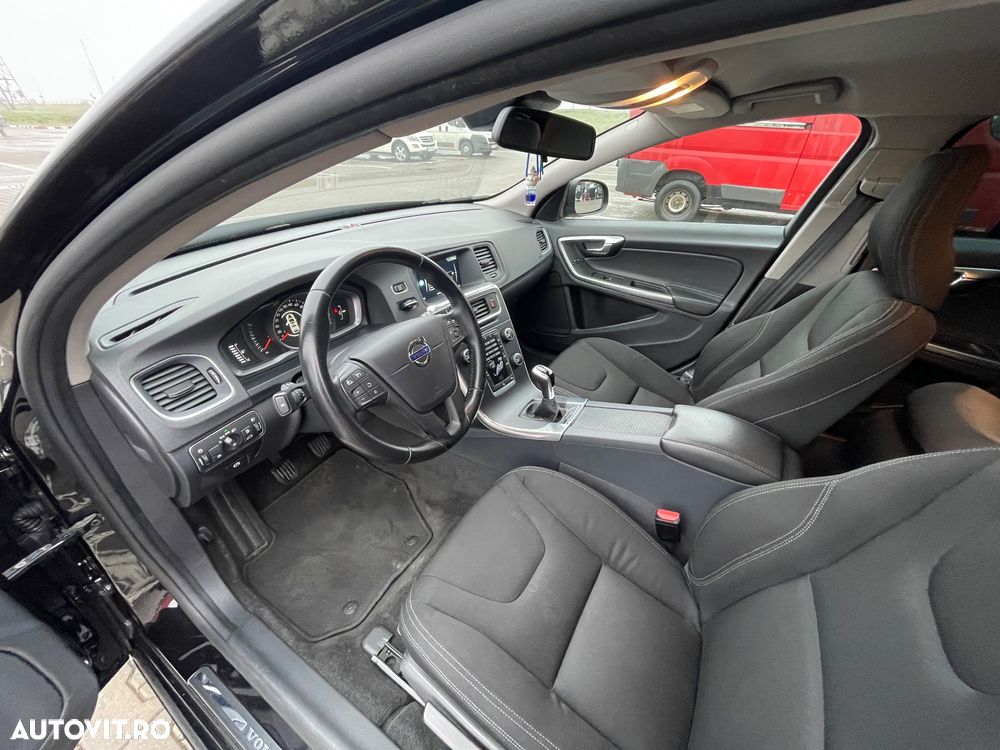 Volvo V60 D2 Kinetic - 10