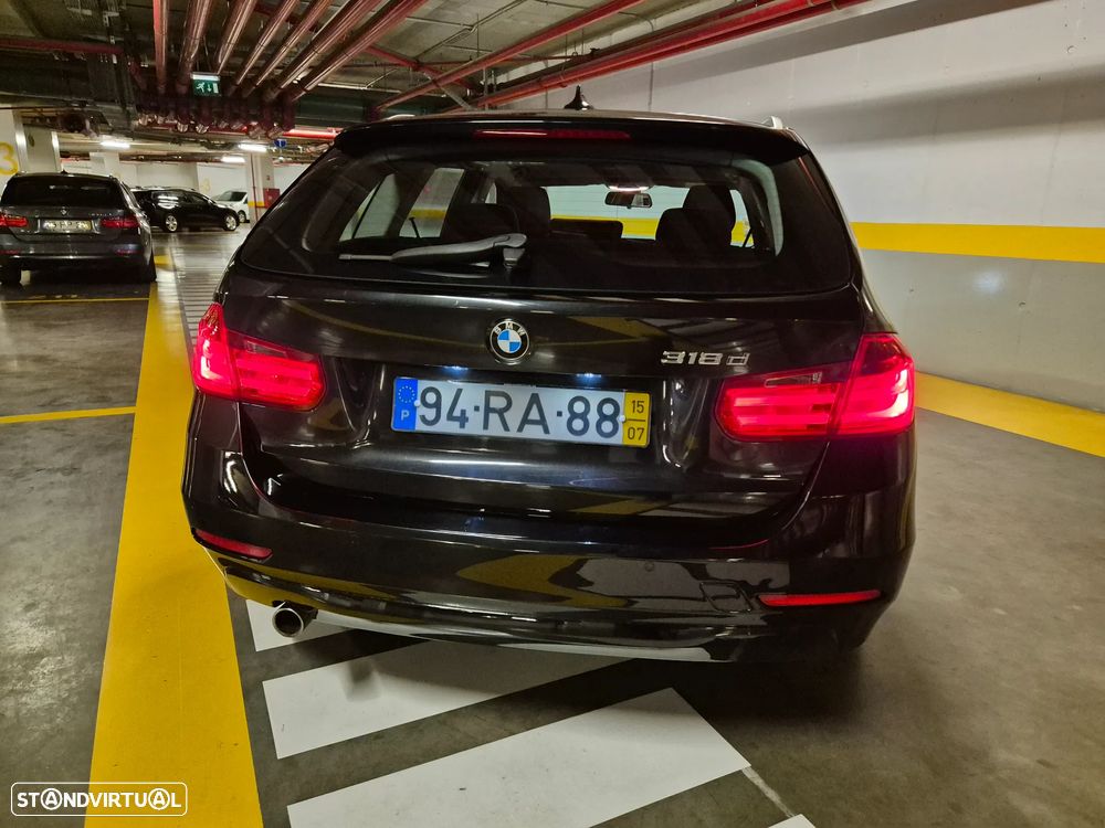 BMW 318 d Touring Auto Line Sport - 16