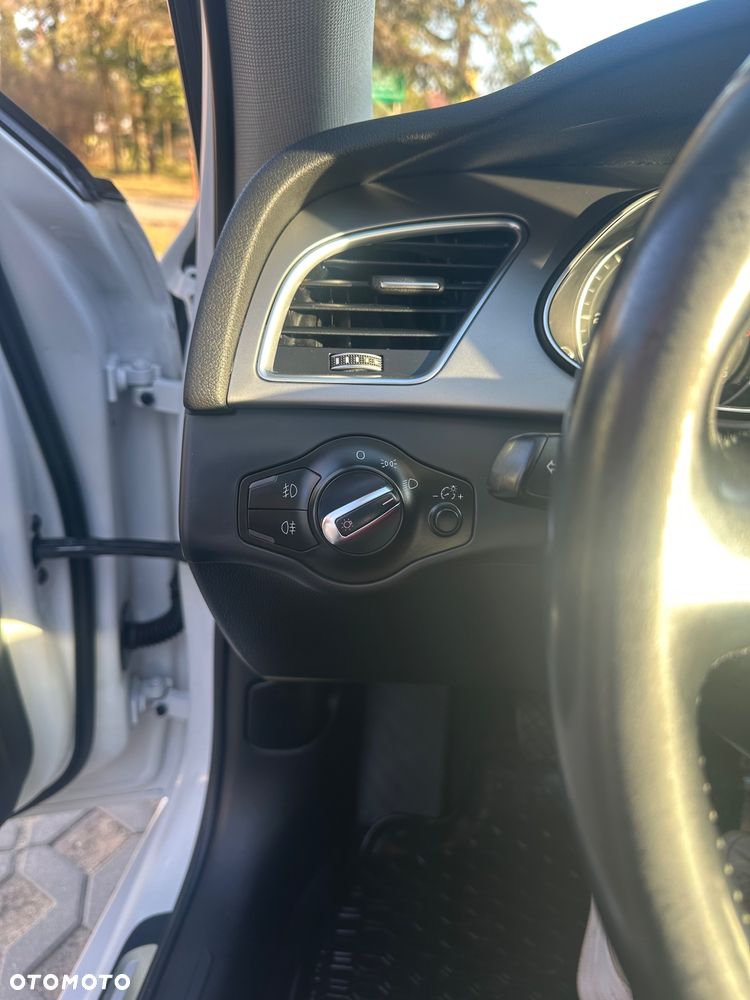 Audi A4 Avant 2.0 TDI - 10