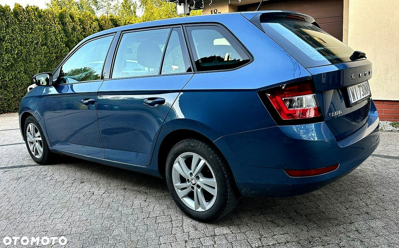 Skoda Fabia - 4