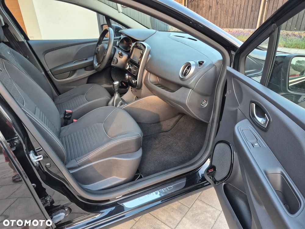 Renault Clio 1.2 16V 75 LIMITED - 35