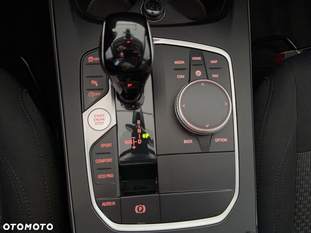 BMW Seria 1 - 25
