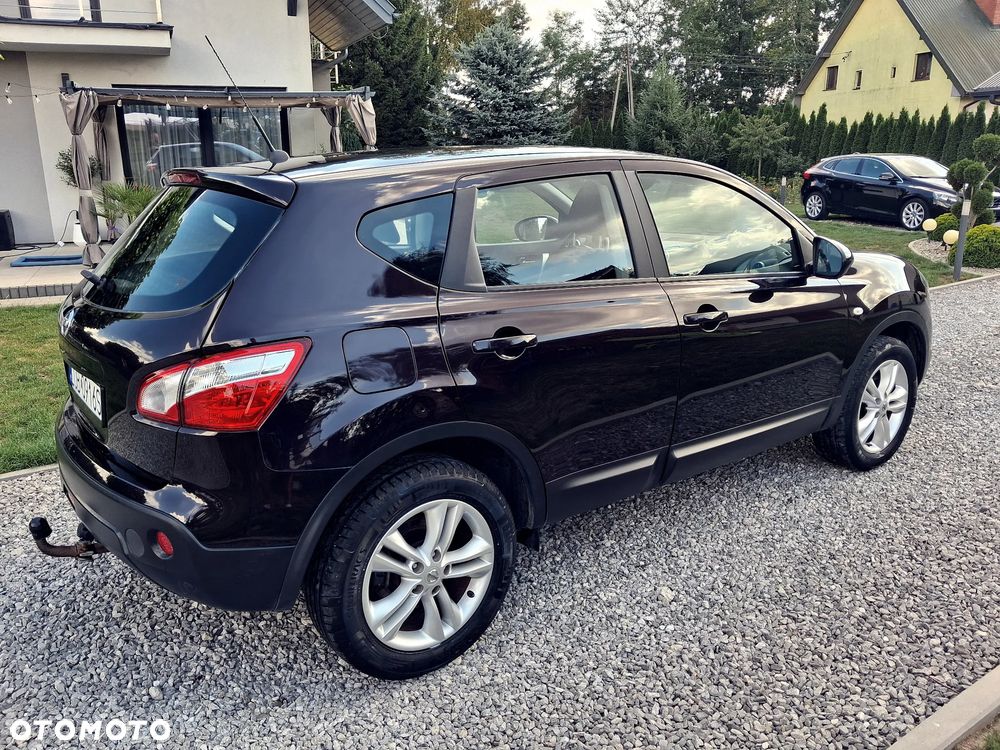 Nissan Qashqai 1.6 visia - 10