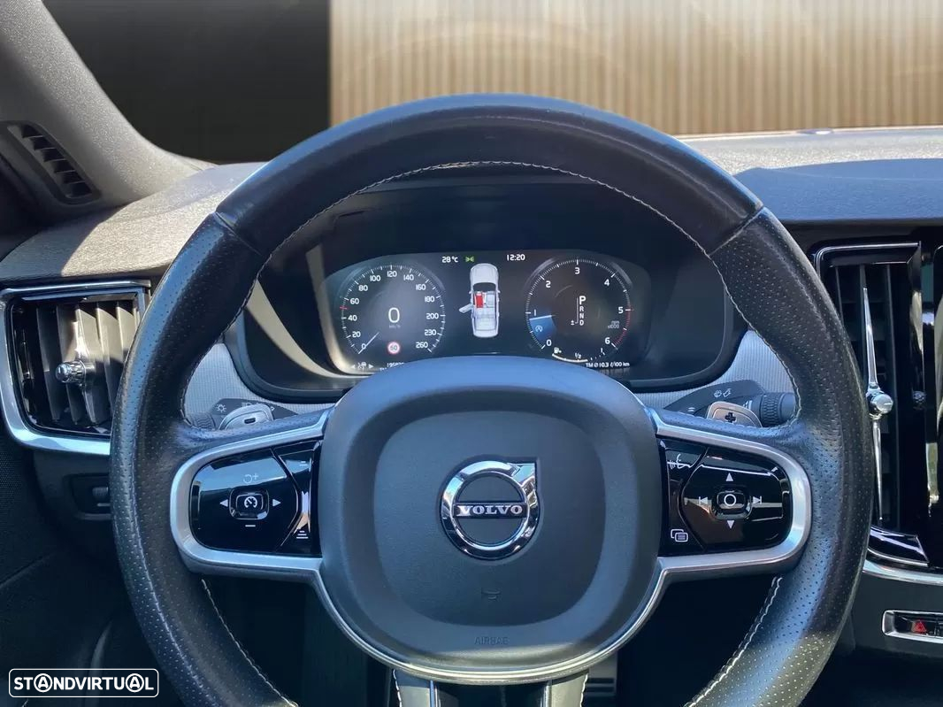 Volvo S90 2.0 D4 R-Design Geartronic - 11