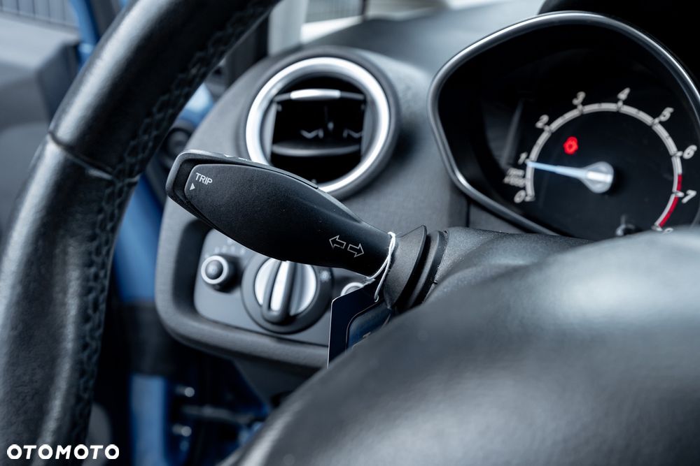 Ford Fiesta 1.0 EcoBoost Titanium - 35