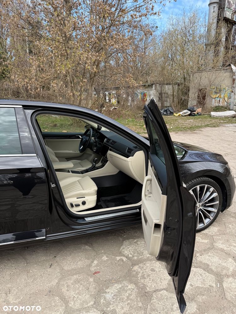 Skoda Superb 2.0 TSI L&K DSG - 8
