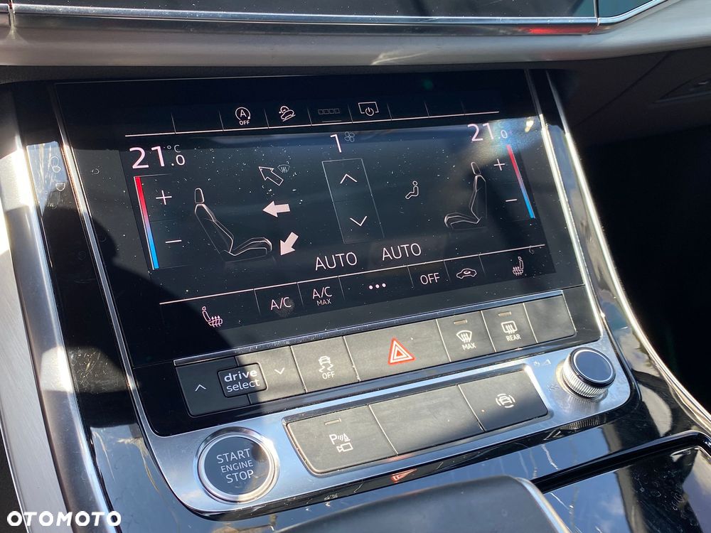 Audi Q7 55 TFSI mHEV Quattro S Line Tiptr - 29