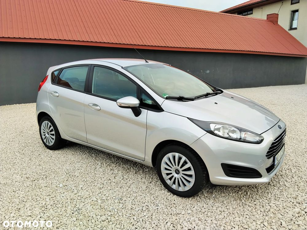 Ford Fiesta - 22