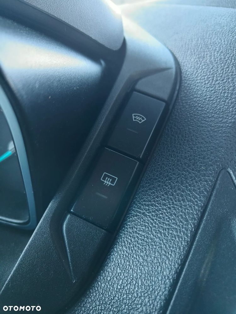 Ford Tourneo Custom 300 L2H1 VA Titanium - 12