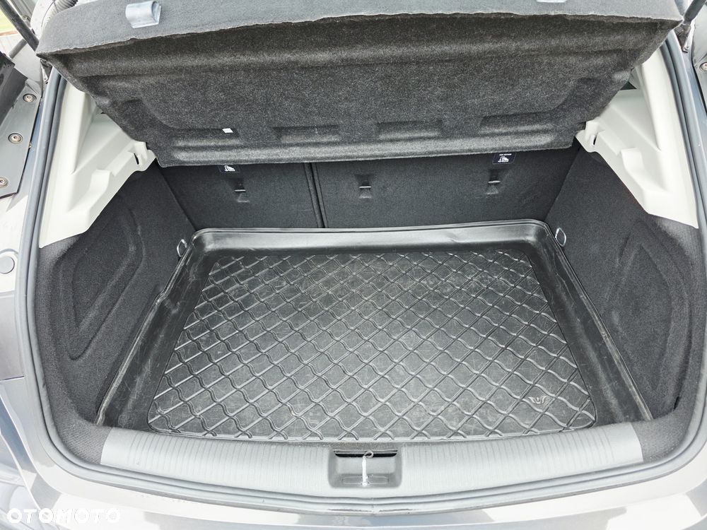 Opel Astra 1.4 Turbo Innovation - 33