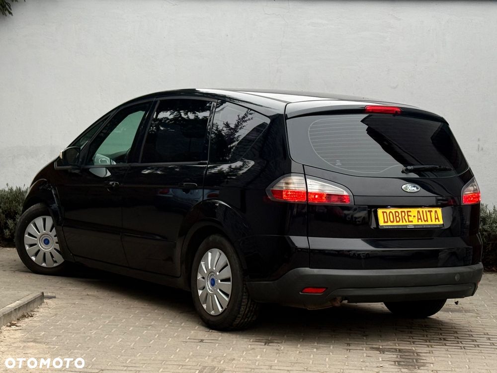 Ford S-Max 2.0 Titanium - 27