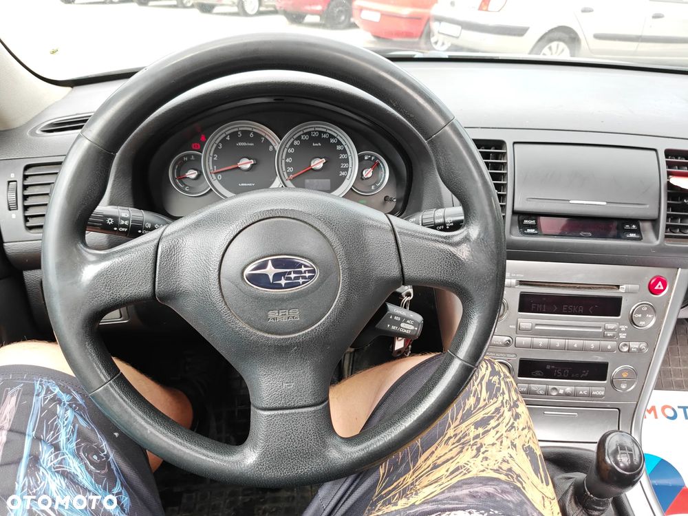 Subaru Legacy Kombi 2.0 4WD - 24