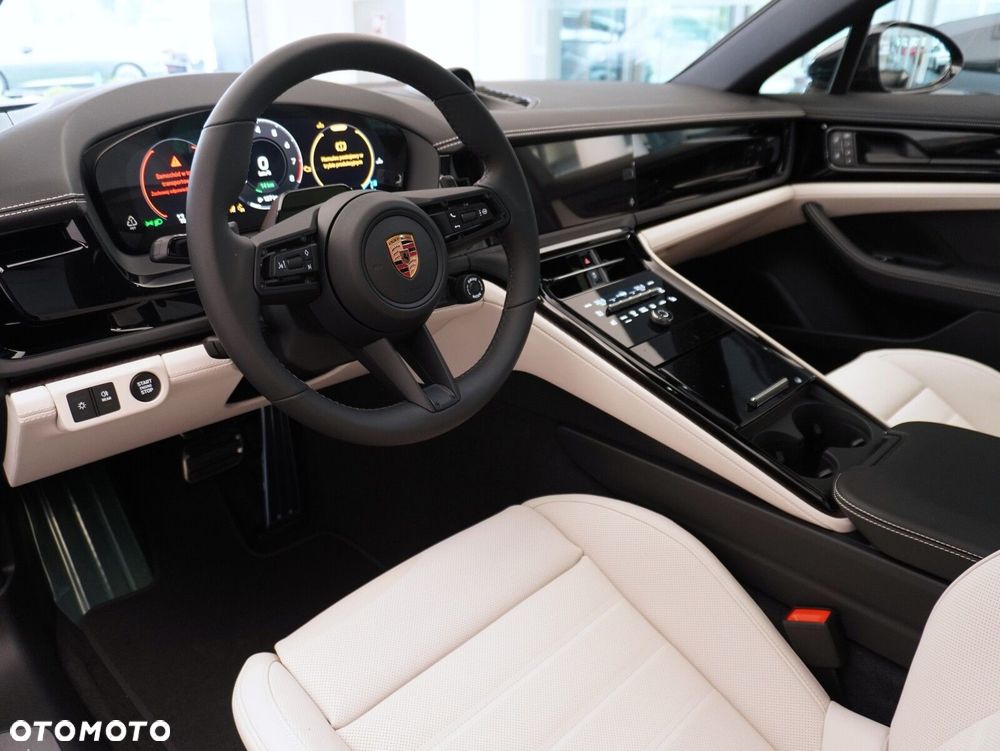 Porsche Panamera 4S E-Hybrid PHEV - 31