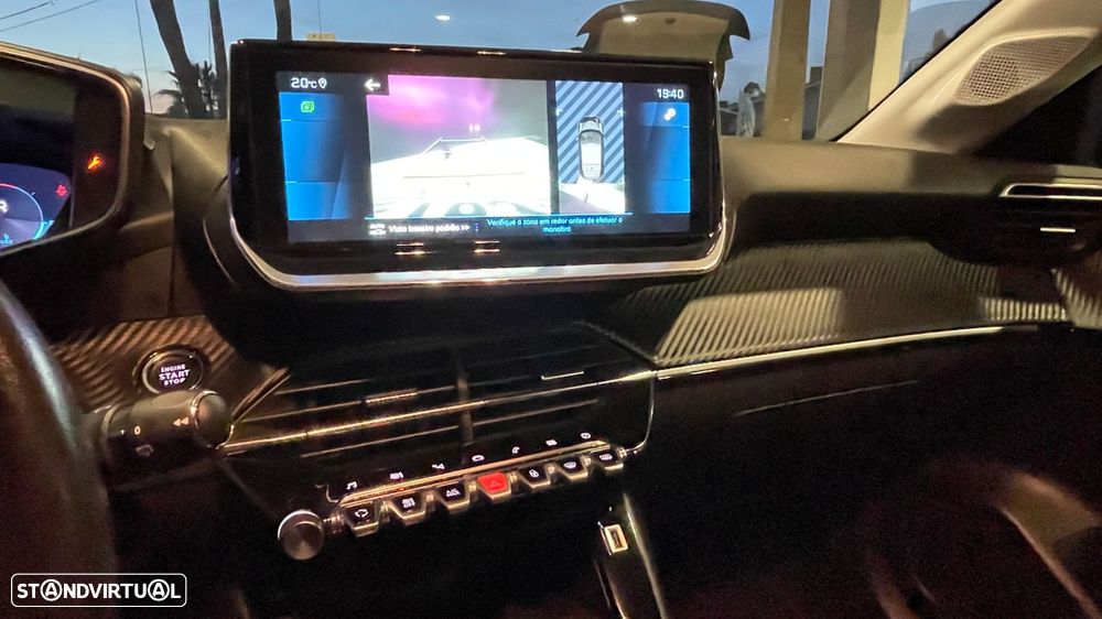 Peugeot 208 1.2 PureTech Allure Pack EAT8 - 17