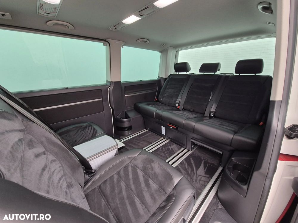 Volkswagen Multivan - 12
