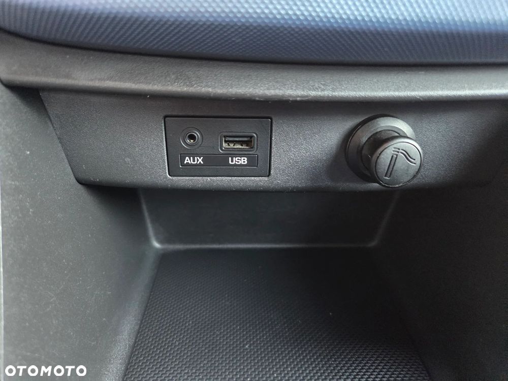 Hyundai i10 1.2 Intro Edition - 28