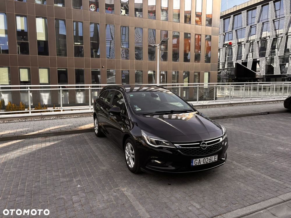 Opel Astra 1.4 T Enjoy - 4