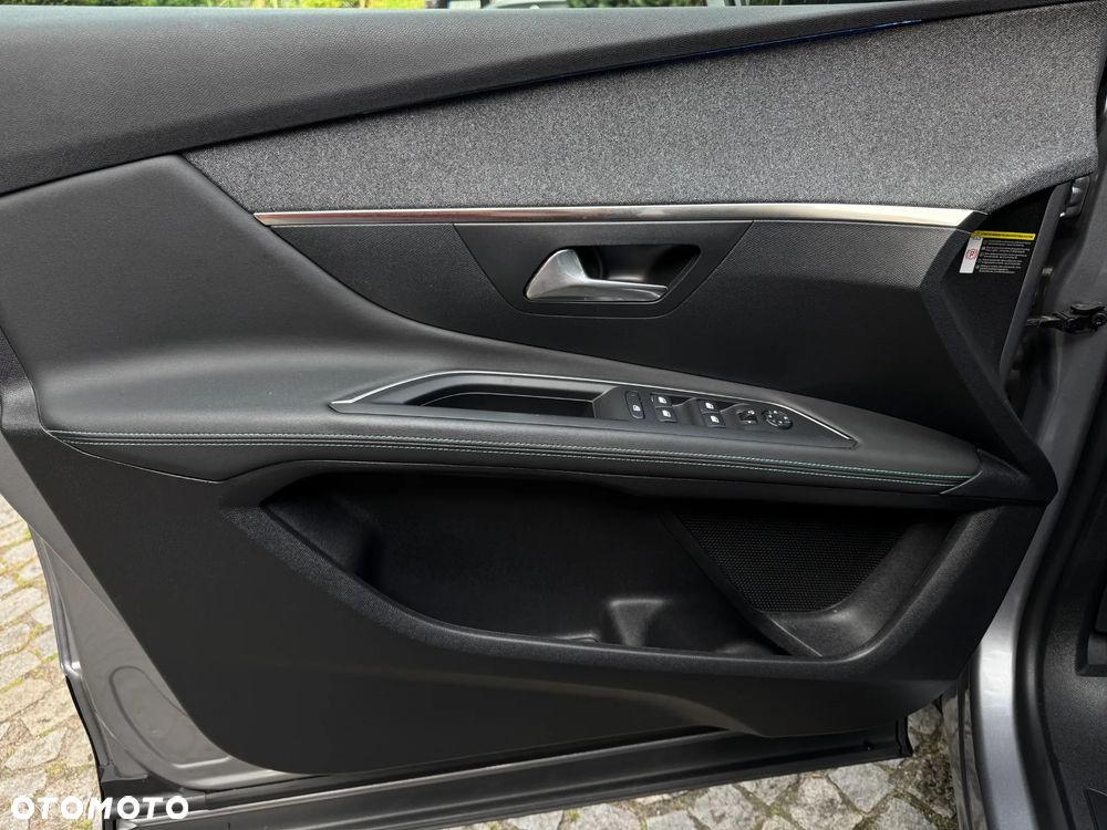 Peugeot 3008 1.2 PureTech Allure Pack S&S EAT8 - 15