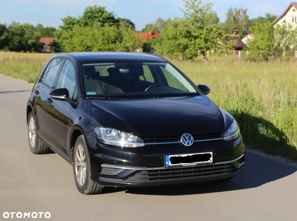 Volkswagen Golf 1.0 TSI BMT Comfortline - 1