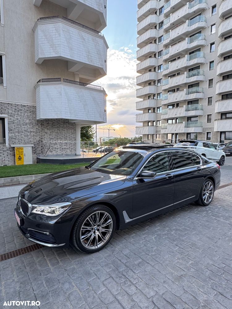 BMW Seria 7 730Ld xDrive - 10