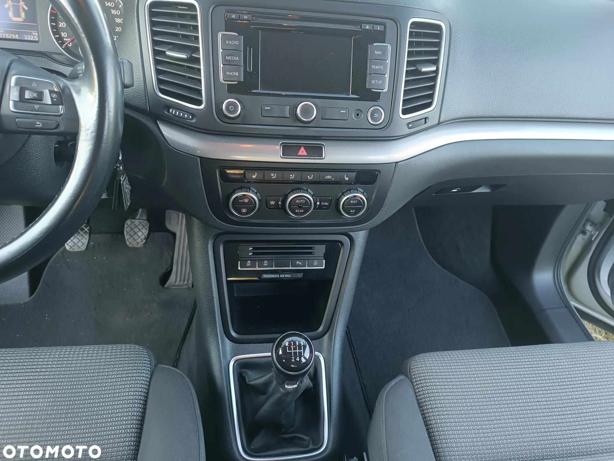 Volkswagen Sharan - 22