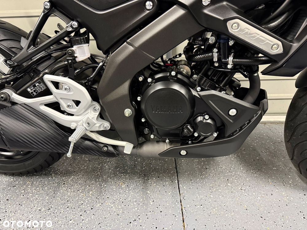 Yamaha MT - 7