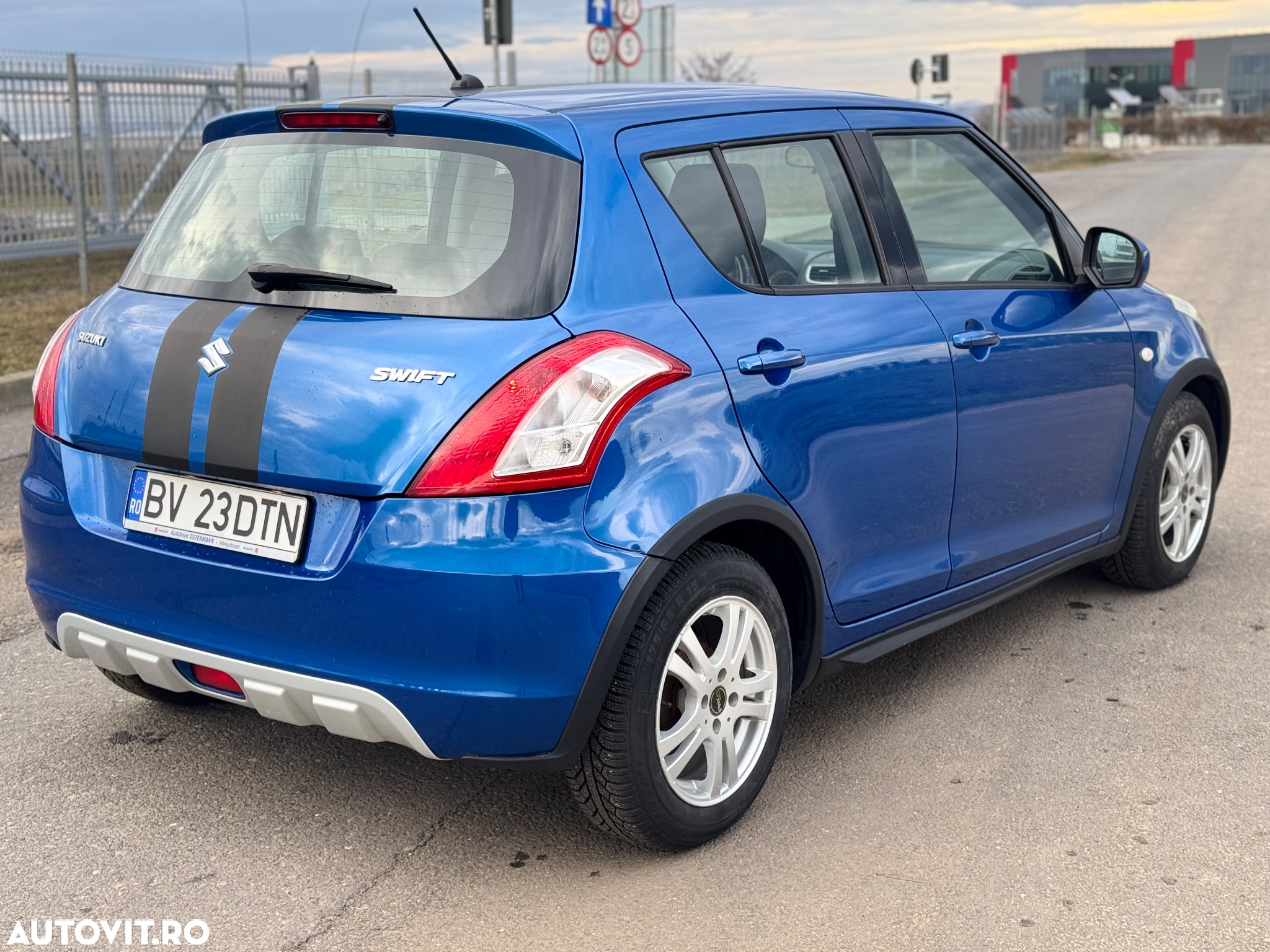 Suzuki Swift 1.2 GLX - 4