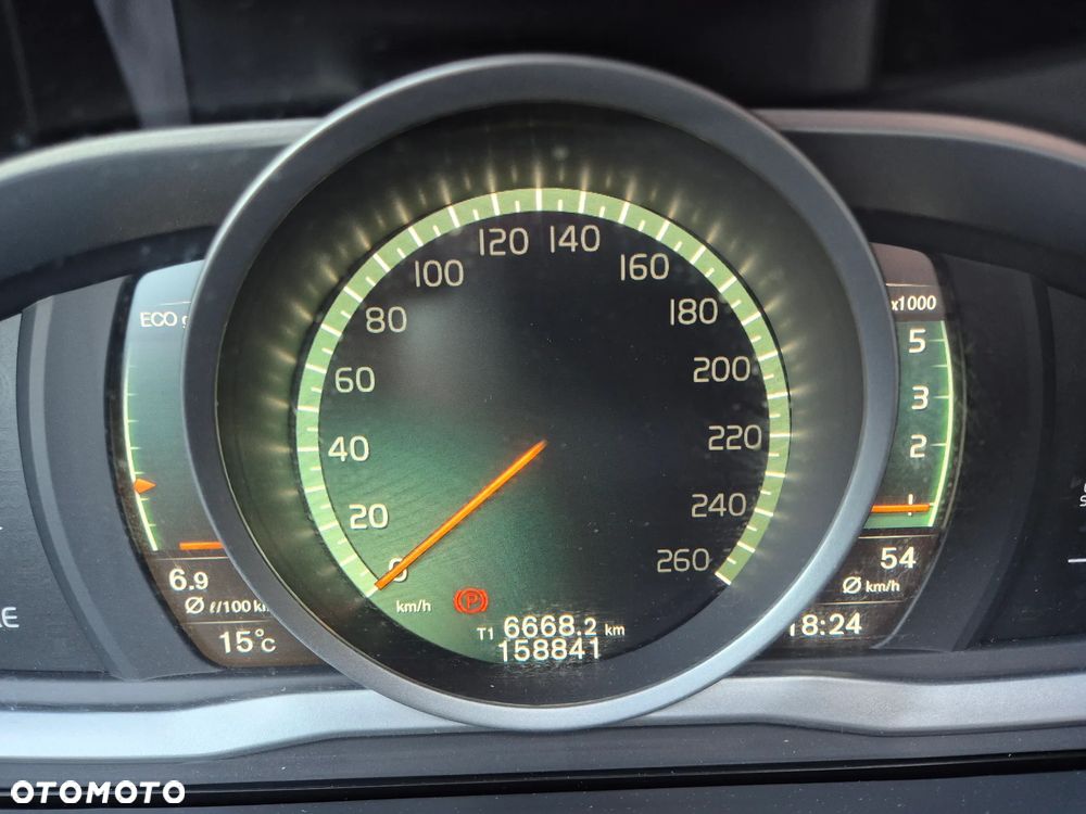 Volvo V60 D2 Drive-E Momentum - 12