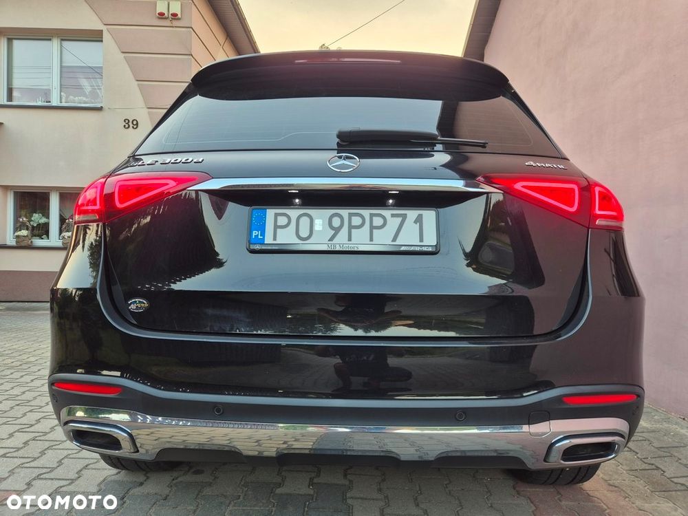 Mercedes-Benz GLE 300 d 4Matic 9G-TRONIC AMG Line - 9