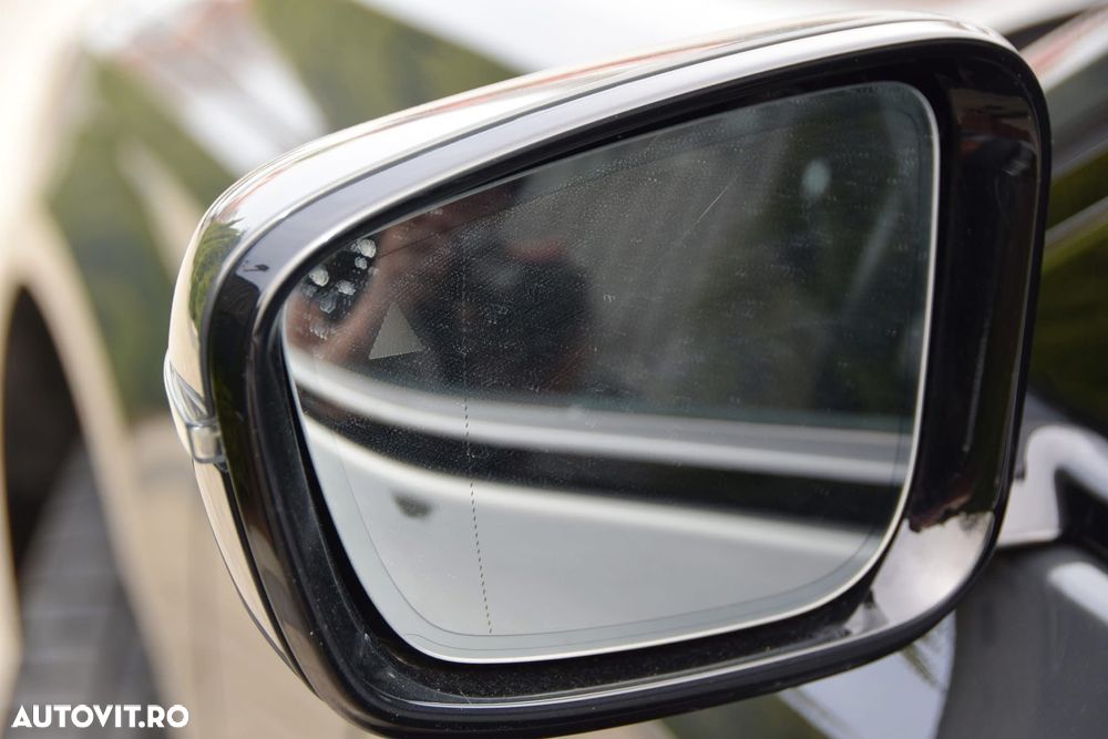 BMW Seria 7 745Le xDrive - 38