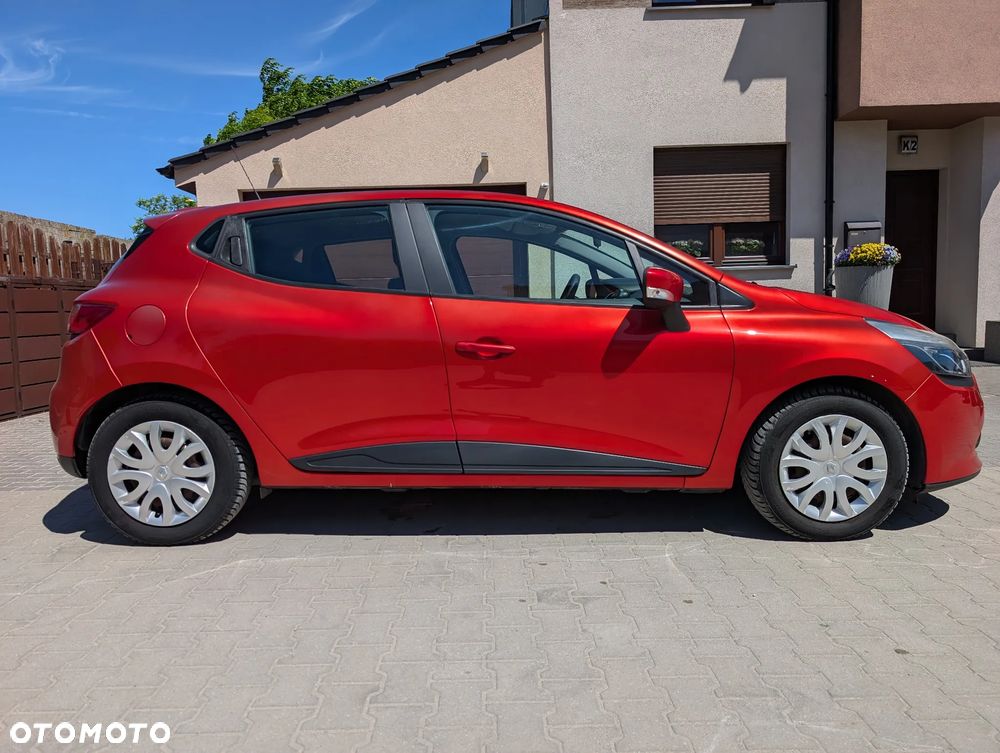 Renault Clio 1.2 16V Zen - 4